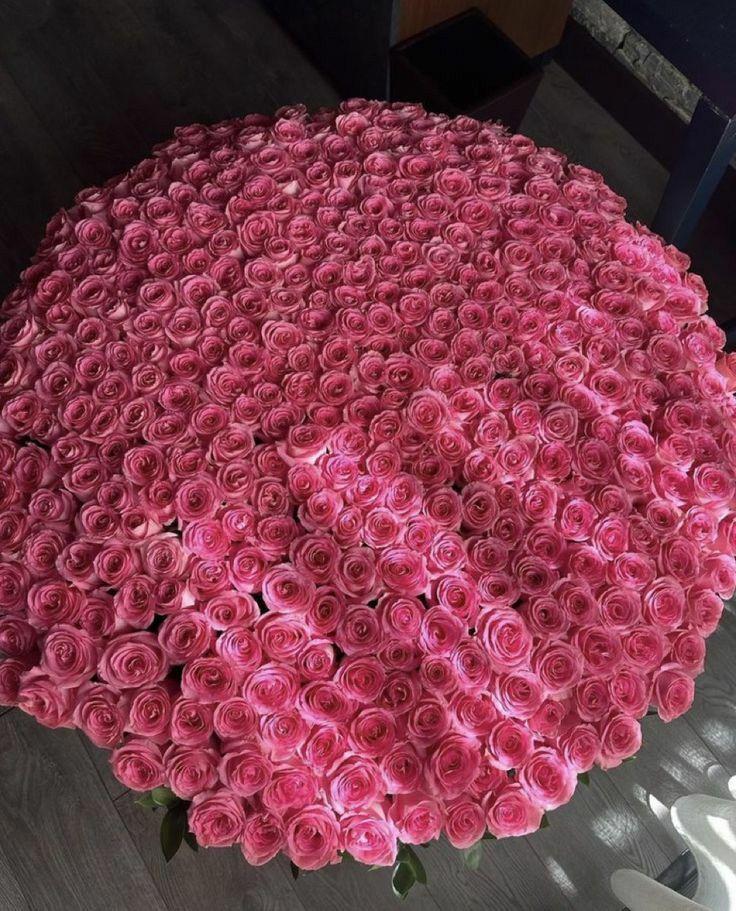 Stem & Story Studio workshop space where corporate flower arrangements are designed and prepared for business delivery